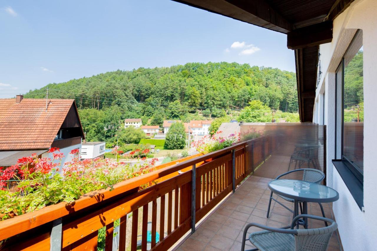 Hotel Restaurant Haus Waldesruh Eppenbrunn Extérieur photo