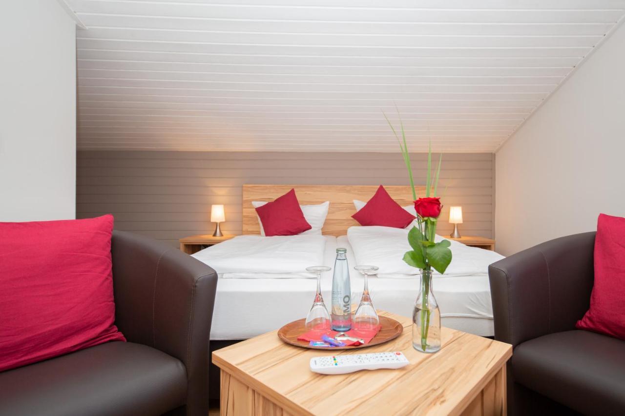 Hotel Restaurant Haus Waldesruh Eppenbrunn Extérieur photo